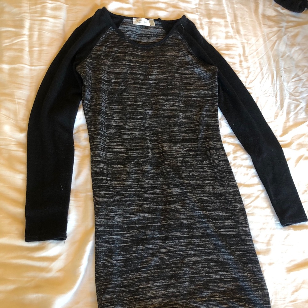 RD style black dress